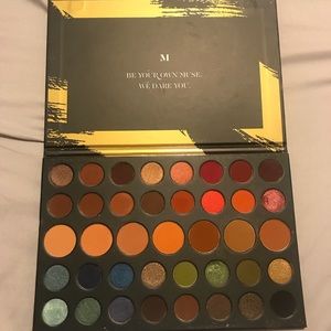 Morphe dare to create 39A palette